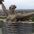 ФОТО: Смотрите, как проходит масштабная реставрация знаменитого монумента "Родина-мать зовет"
