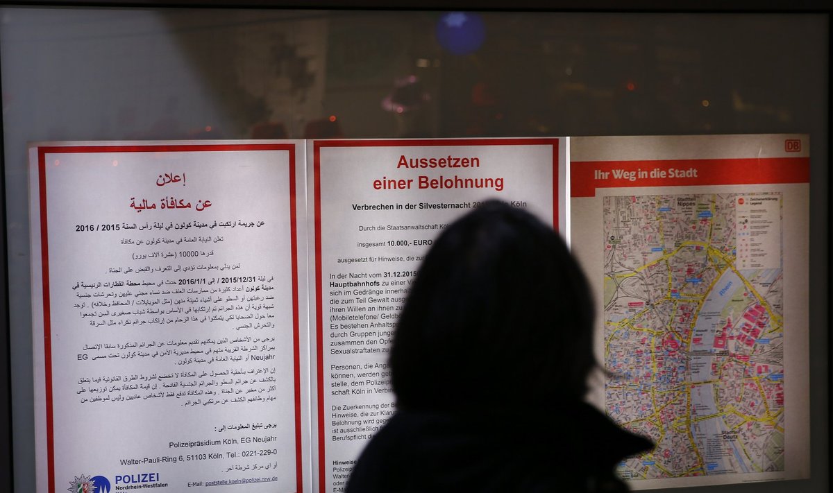 INFO OSTMINE: Araabia- ja saksakeelsed plakatid lubavad 10 000 euro suurust vaevatasu neile, kes annavad võimudele väärtuslikku teavet Kölnis uusaastaööl toimunud seksuaalrünnakute kohta.