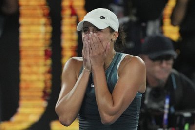 Madison Keys oli kohtumise järel õnnepisarates.