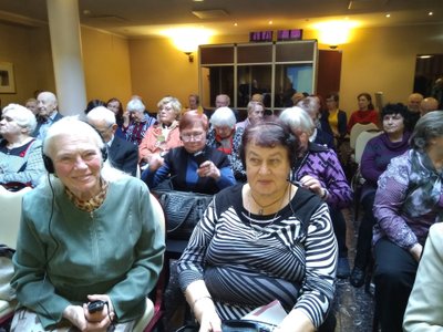 Pensionärid on kogunenud Eesti-Soome ühisseminarile.