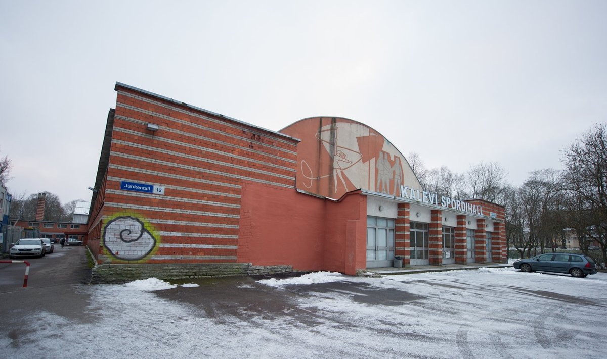 Kalevi spordihallist on Eesti spordirahva jaoks palju mälestusväärseid hetki. Näiteks 1991. aasta kevadel tuli Tallinna Kalevi korvpallimeeskond siin NSVL-i viimaseks meistriks.