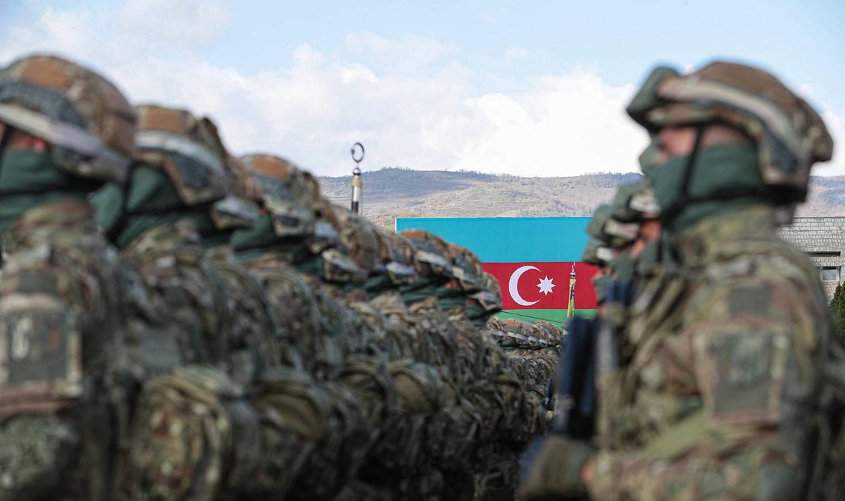 Aserbaidžaani sõjaväeparaad Stepanakeri (Khankendi) linnas Mägi-Karabahhi piirkonnas.