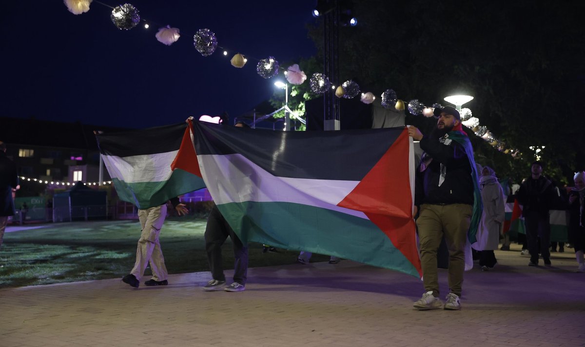Inimesed avaldavad Palestiinale toetust Malmö tänavatel
