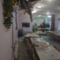FOTOD: Puu kukkus Tõstamaa kooli katusest läbi sööklasse