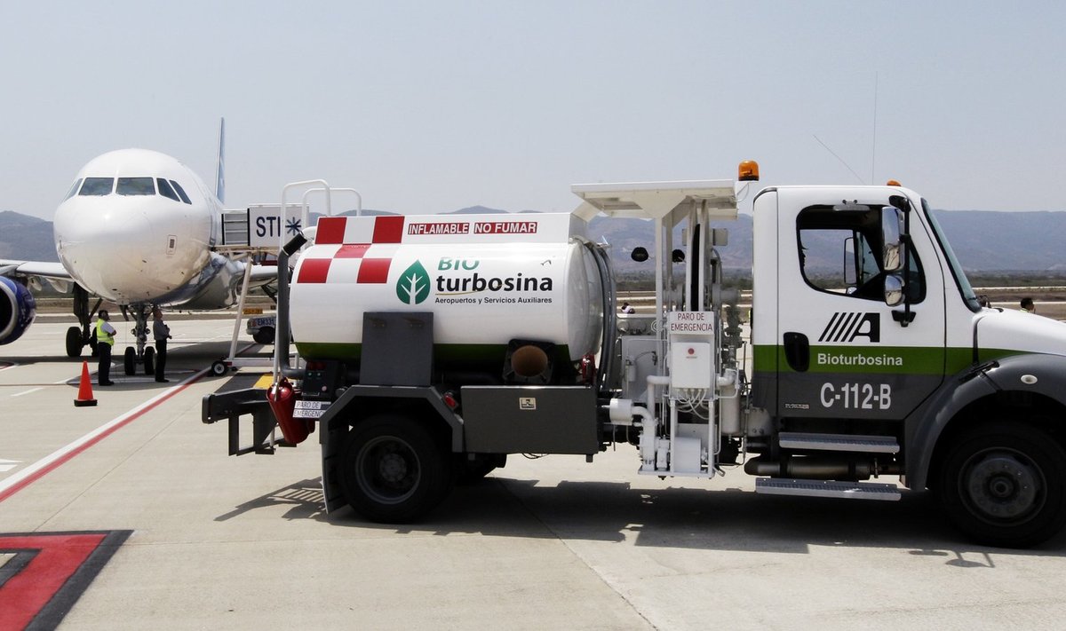 Airbus A320 võtab Mehhikos biokütust paakidesse.