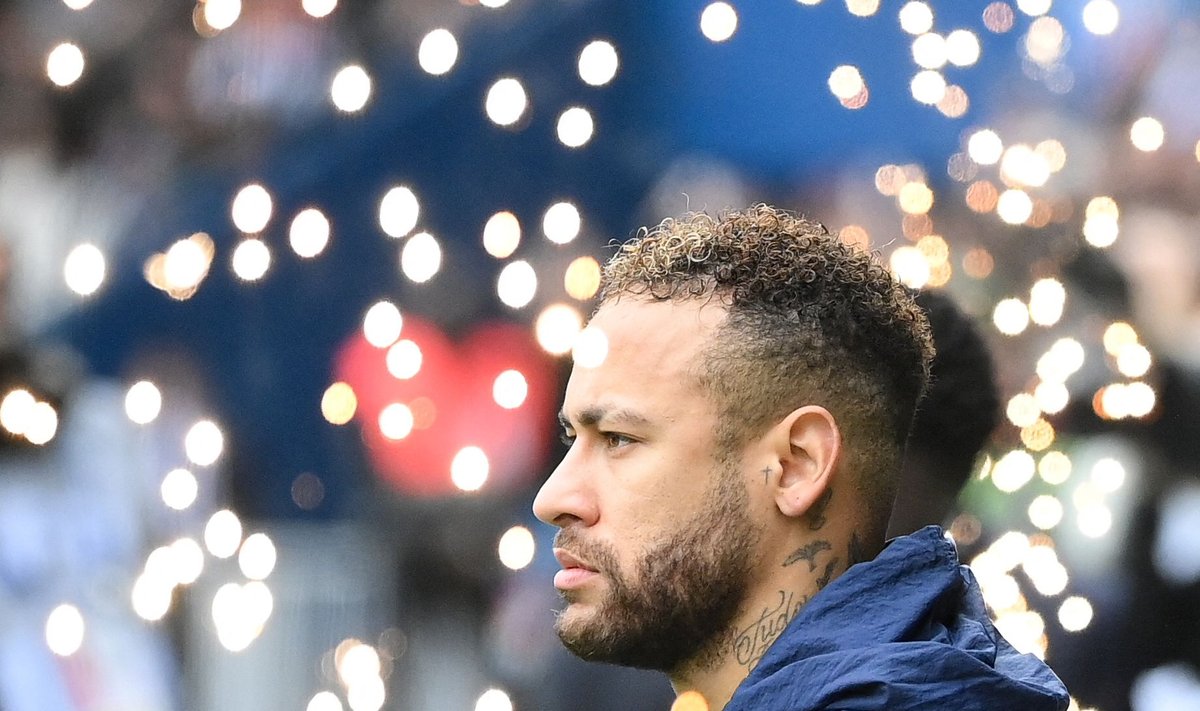 Neymari pressiesindaja ei soovinud juhtumit kommenteerida.