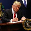 Трамп уволил исполняющую обязанности генпрокурора за критику его указа