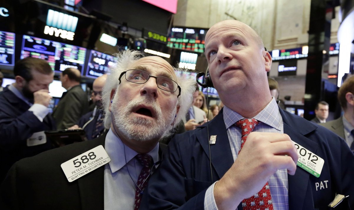 Maaklerid Peter Tuchma (vasakult) ja Patrick Casey New Yorgi börsil.
