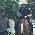 Rassismiskandaal USA-s: Texase politsei vedas kinni võetud mustanahalist meest nööri otsas jaoskonda