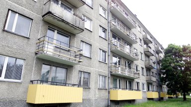 В Ласнамяэ с балкона упала бетонная панель. Управа района обратилась к квартирным товариществам