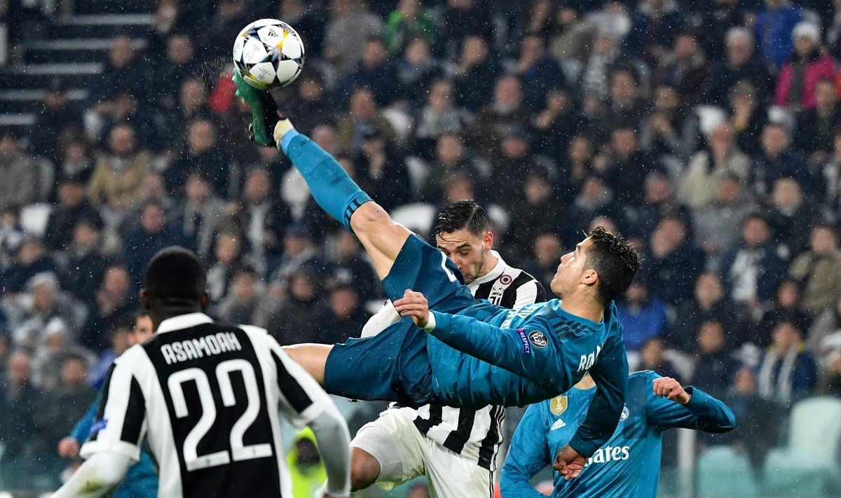 Cristiano Ronaldo käärlöök Torino Juventuse vastu.
