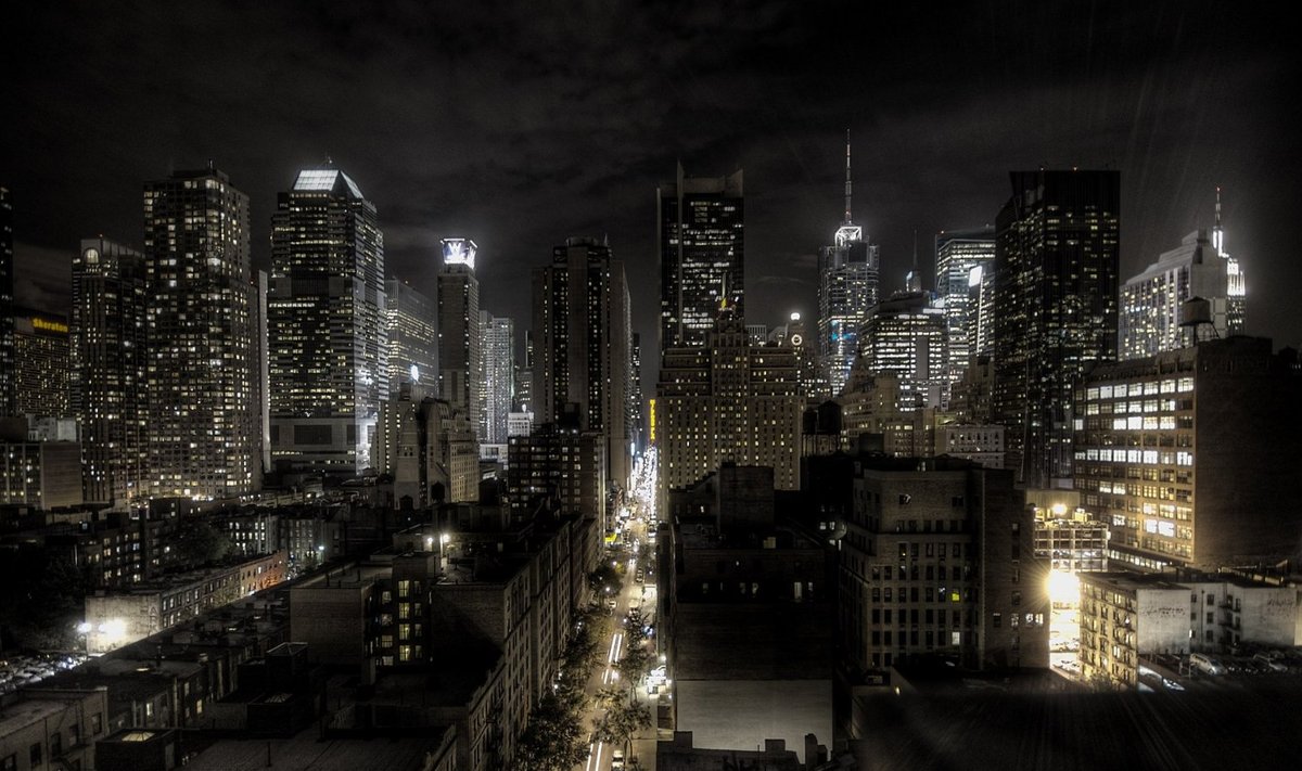 Illustreerival eesmärgil: suurlinn New York City öösel (Wikimedia Commons / Paulo Barcellos Jr.)