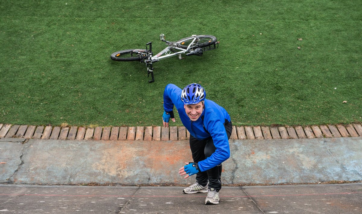 Jüri Ratas korraldab tänavu Pirita velodroomil juba 12. korda omanimelise rattavõistluse, mis on kõigile tasuta. "Mul on hea meel, et osalejate arv on pidevalt suurenenud, eelmisel aastal oli stardis juba 744 jalgrattasõpra," rõõmustab ta.