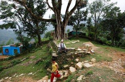 Самый старый ученик Непала считает, что никогда не поздно закончить начатое