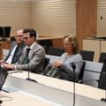 ФОТО | Спустя несколько месяцев Майлис Репс вновь на судебной скамье, но заседание объявлено закрытым