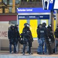 FOTOD ja VIDEO: Politsei vahistas Rotterdami raudteejaamas end kiirrongi tualetti lukustanud mehe
