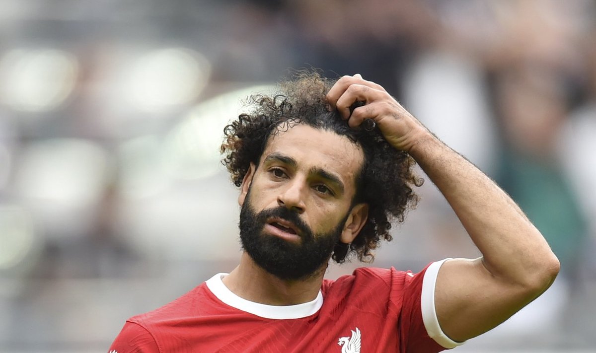 Mohamed Salah kannab vähemalt praegu veel Liverpooli särki. Lähituleviku kohta on õhku visatud aga küsimärke.
