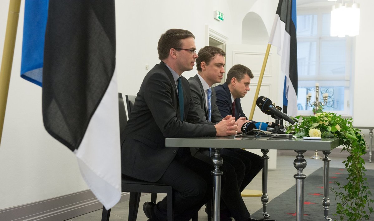 Eilsel pressikonverentsil rääkisid Sven Mikser (SDE), Taavi Rõivas (RE) ja Urmas Reinsalu (IRL) haldusreformist.