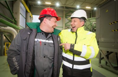 Sandor Liive külastas Ida-Virumaad, kus pikaaegne Eesti Energia juhatuse esimees jättis hüvasti elektrijaamade ja õlitehase töötajatega.