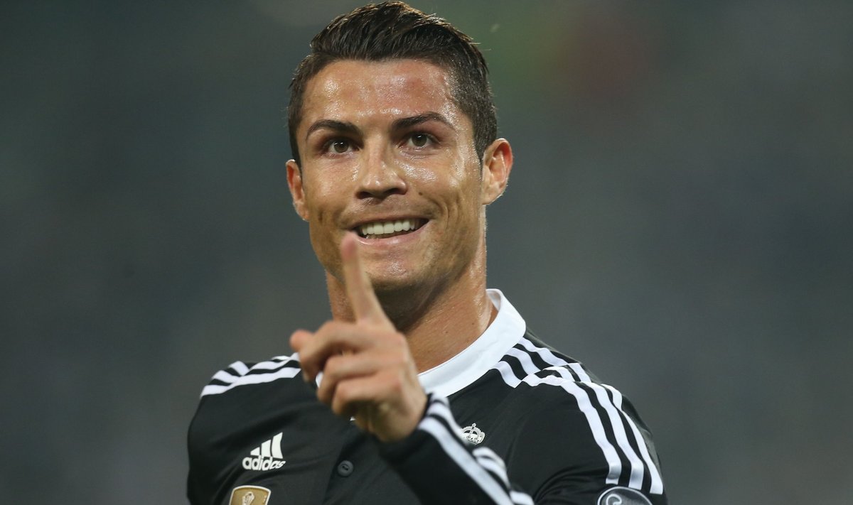 Cristiano Ronaldo tähistas 76. väravat.