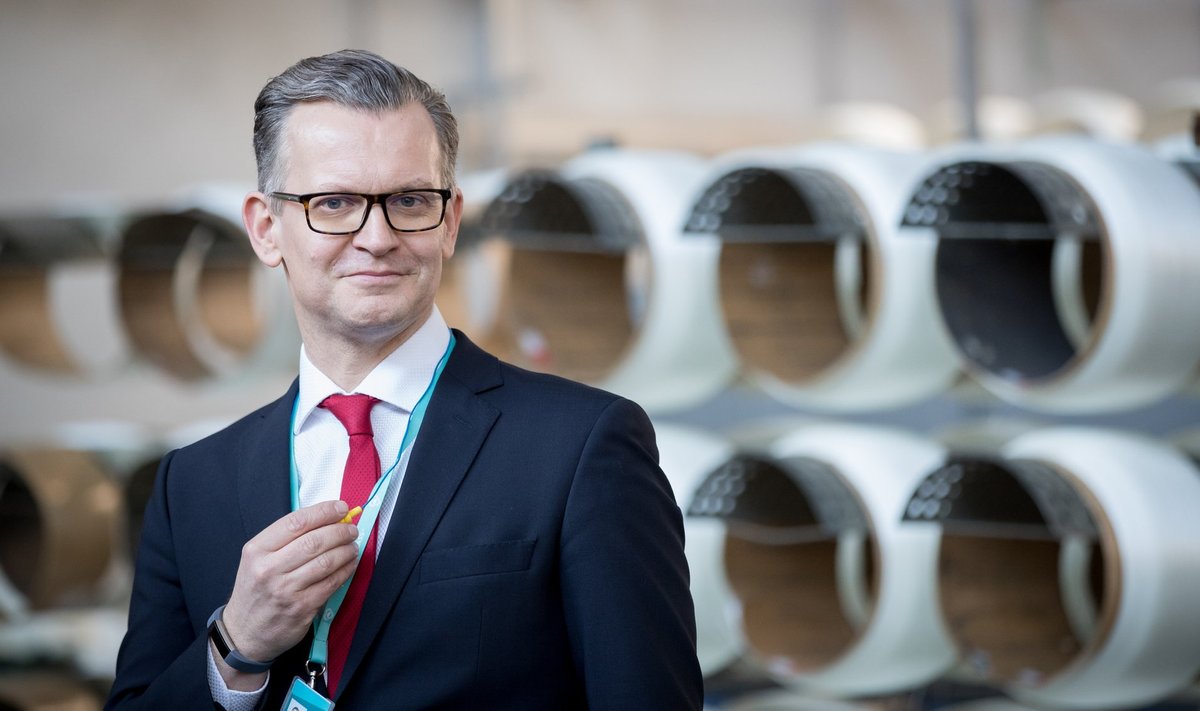 Valmiera klaaskiutehase juht Stefan Jugel märkis, et vaatamata Eesti lähedusele pole tehases eestlasi tööl