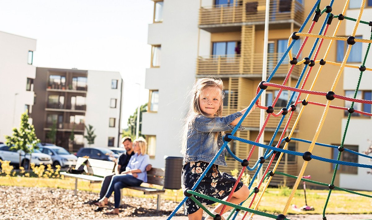 Kodu lähedusest oodatakse peresõbralikkust, et lastel oleks hea ja turvaline kasvada. Pärnaõue naabruskond.