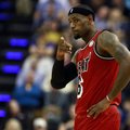 VIDEO: Heat alistas Clippersi - James tegi koostööd Miami poolehoidjaga