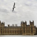 Briti parlament kaalub Westminsteri paleest väljakolimist