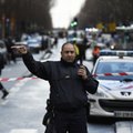 Возле комиссариата полиции на севере Парижа произошла перестрелка, один человек убит