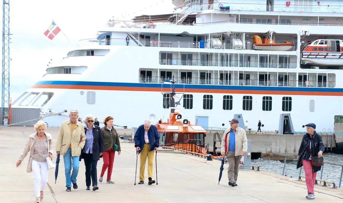 Esimene kruiisilaev saanus 2016 aastal Saaremaa sadamasse 11, juulil, sadamat külastab augustis üks laev ja selleks aastaks on külastused siis läbi