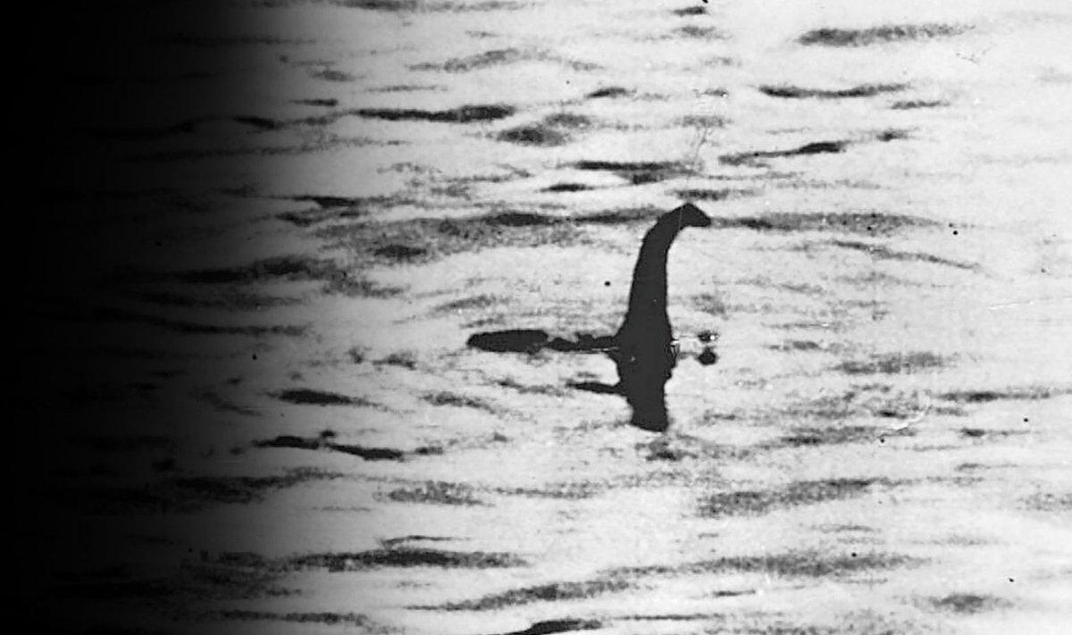 See on kõige kuulsam foto Loch Nessi koletisest; valminud 1934. aastal. (Foto: AP)