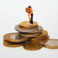 Eksperdid selgitavad: 9 viisi, kuidas sättida suhtes rahaasju nii, et armuõnn õitseks