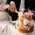 Tuntud magusameister pulmadest: kõige eriskummalisem soov on olnud serveerida kooke pruudi pealt