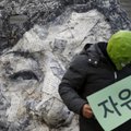Kümned tuhanded lõunakorealased avaldavad valitsuse vastu meelt