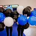 FOTOD | Armas! Vaata, kuidas juubeliaasta esimesel päeval Eestisse saabujad lennujaamas vastu võeti