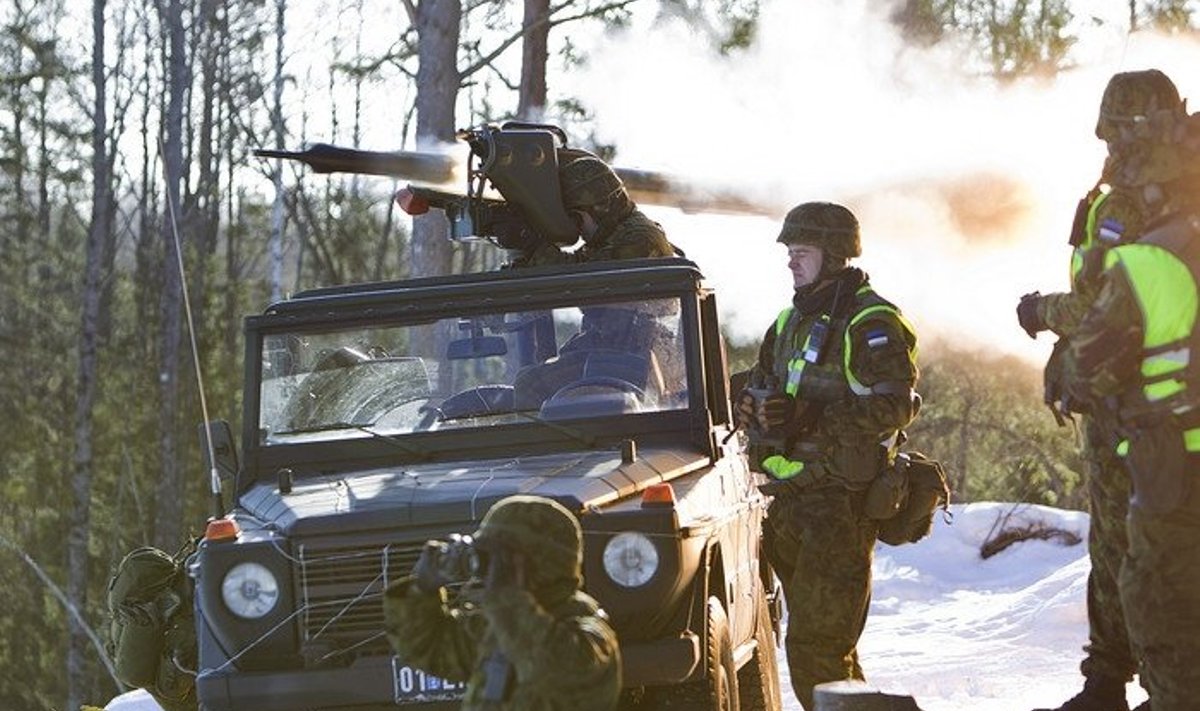 Tankitõrjeraketisüsteem MAPATSist laskmine kaitseväe keskpolügoonil