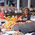 ФОТО и ВИДЕО. Путешествие по рынкам мира: как эстонская блондинка в Тель-Авиве еду покупала