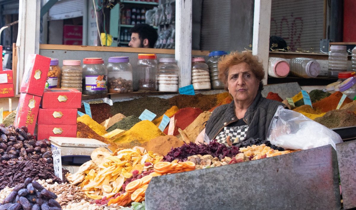 Carmel market Tel Avivis