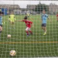 ВИДЕО | Футбольное поле Выйдуйооксу в Ласнамяэ открылось после ремонта