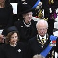 Taani kuninganna koroonasse nakatumine tekitas muresid ka Rootsis: riigipead istusid kõrvuti Elizabeth II matustel