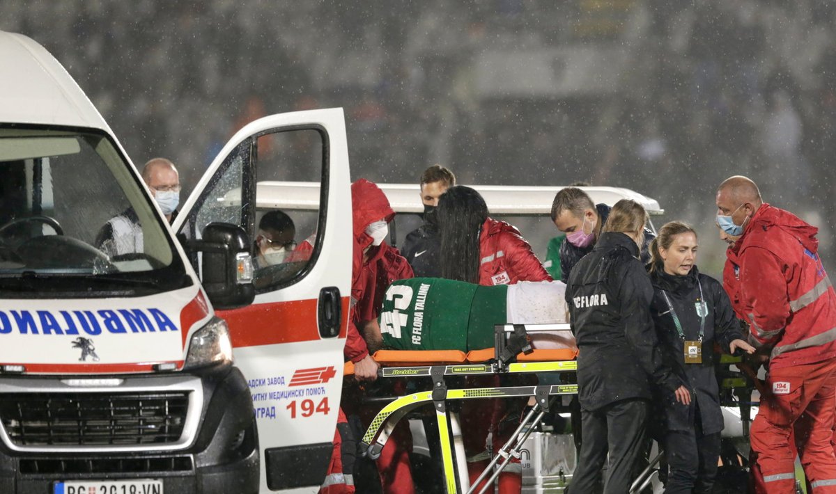 Markkus Seppik toimetati kiirabiga Belgradi staadionilt haiglasse.