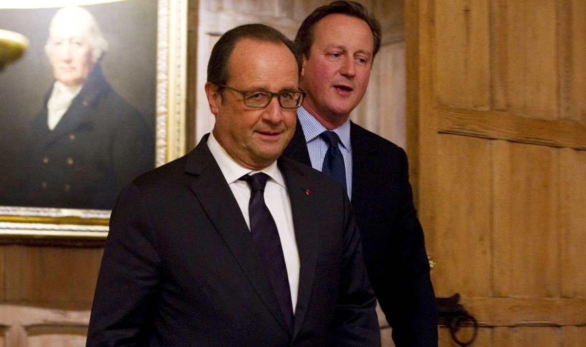 Hollande at the Chequers for a bilateral meeting and working dinner, in London