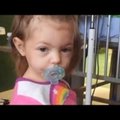 VIDEO: Õõvastav, kuid siiski õnneliku lõpuga lugu — väikelaps oli vanaema surma tõttu mitu päeva üksi, aga jäi ellu