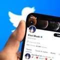 Компания Twitter подала в суд на Илона Маска