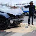 ФОТО и ВИДЕО: В ДТП на перекрестке у Stockmann пострадал гражданин Финляндии