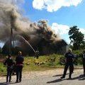 FOTOD: Õppuse käigus pandi Rägavere külas maja põlema