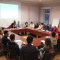 В Пыхья-Таллинне приступает к работе Круглый стол молодежи