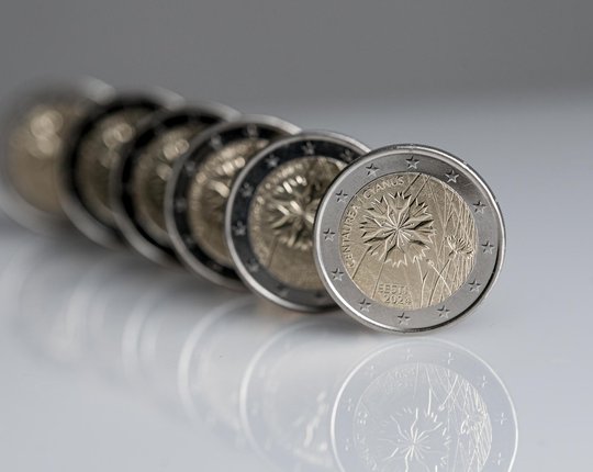 FOTOD | Eesti pank laseb ringlusesse miljon uue kujundusega 2-eurost münti