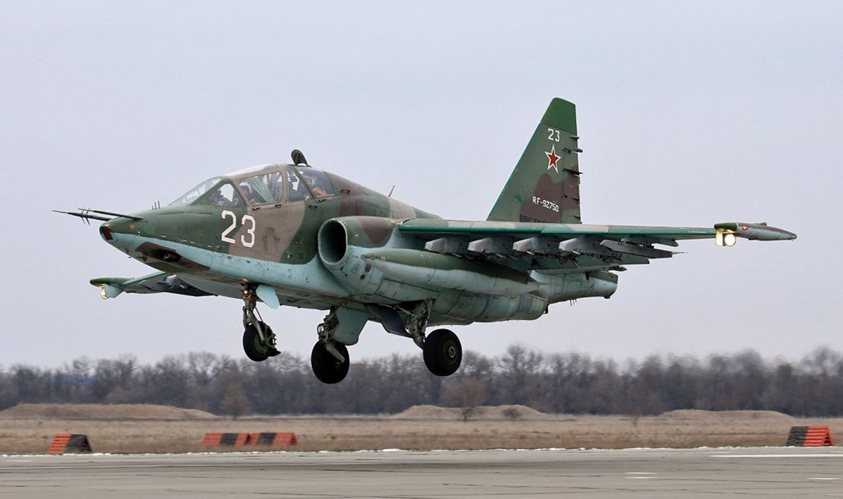 Самолет Су-25 „Грач“