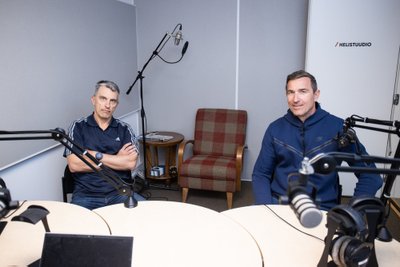 Kõva Kärbes külalised Toomas Tarm (vasakul) ja Mati Lilliallik
